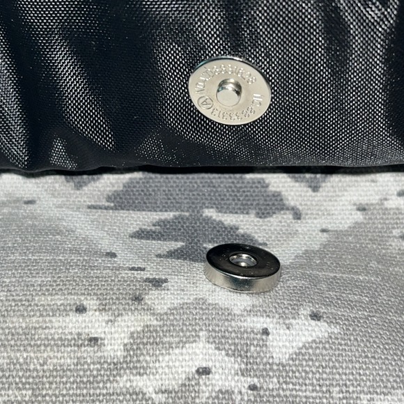 KAVU Crossbody Bag Gray Black Canvas Aztec Print Adjustable Strap - Picture 4 of 16